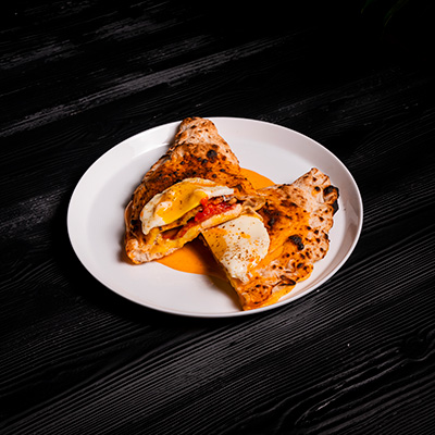 کالزون بیکن