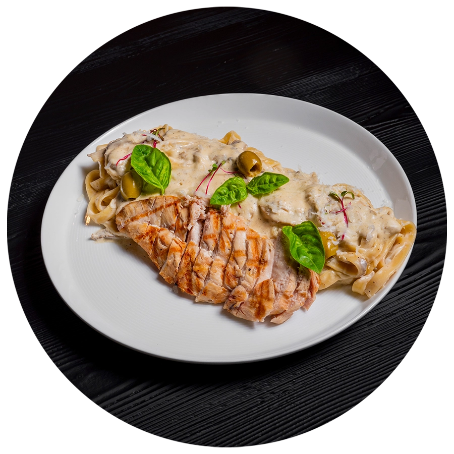 پاستا کرم چیز